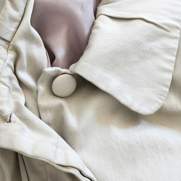 Beige Mid-Length Bell Sleeve Trench Coat with Rounded Neck & Waist Belt - Picture 6 of 16